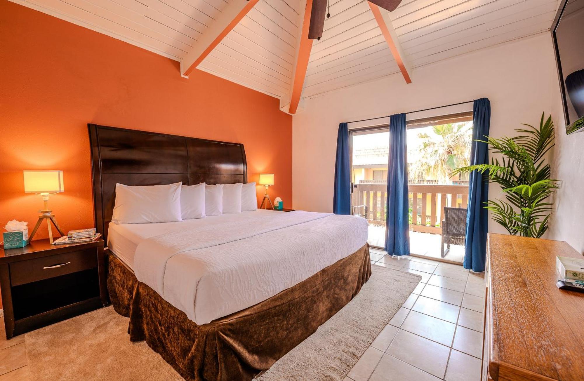 Kingfishers Retreat Serene 1Br Escape With Balcony 207 South Padre Island Luaran gambar
